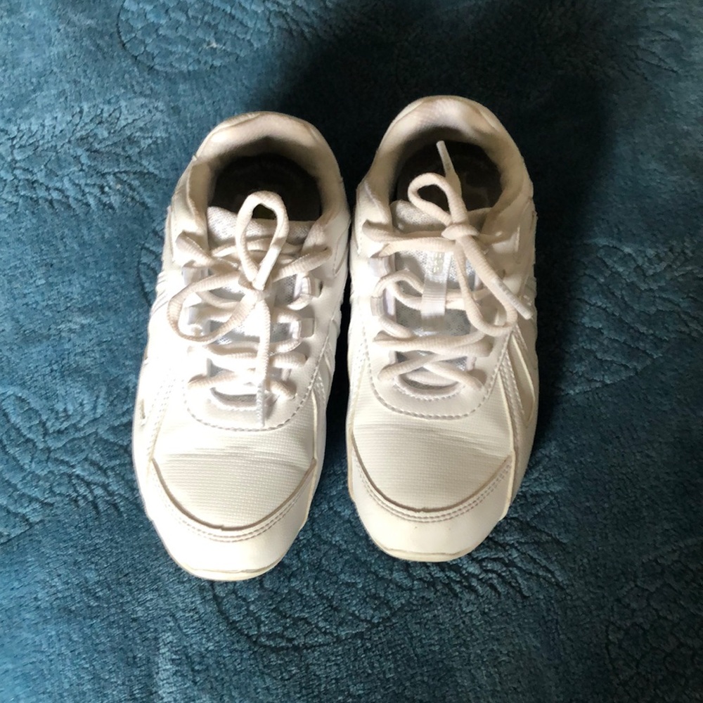 Kaepa little girls cheerleading shoes size 13